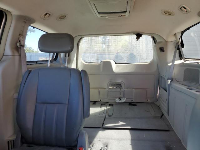 Photo 10 from auction – 2010 CHRYSLER TOWN & COU with VIN 2A4RR5D10AR188744