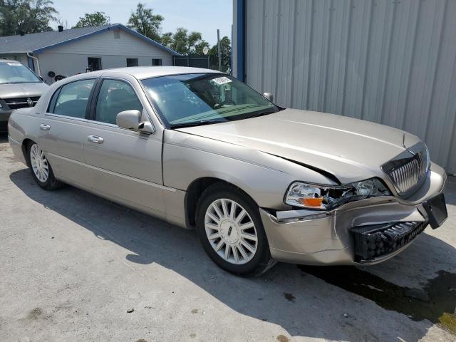 Photo 4 from auction – 2003 LINCOLN TOWN CAR E with VIN 1LNHM81W63Y678178