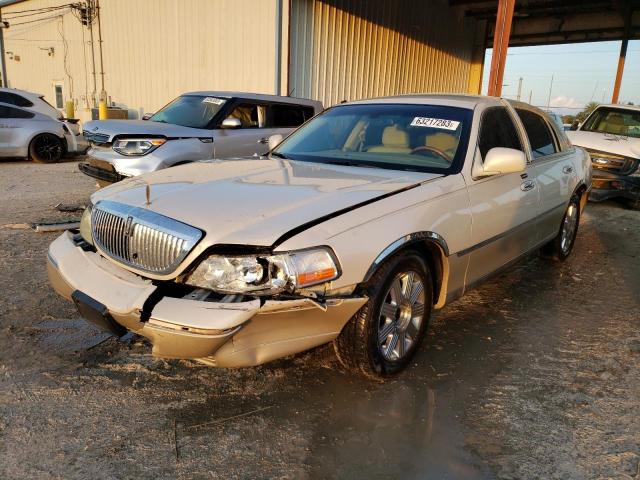 LINCOLN TOWN CAR U 2004 with VIN 1LNHM83W94Y640362 - Photo from auction