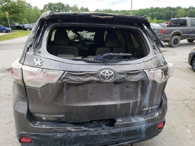 Zdjęcie 6 z aukcji – 2016 TOYOTA HIGHLANDER z VIN 5TDJKRFH1GS297819