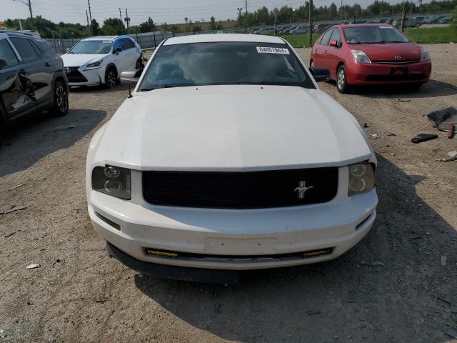 Photo 5 from auction – 2005 FORD MUSTANG with VIN 1ZVHT80N355223032