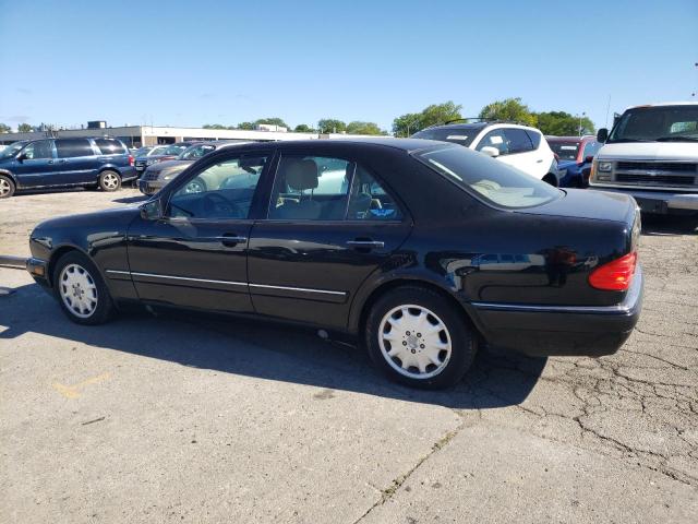 Photo 2 from auction – 1997 MERCEDES-BENZ E 320 with VIN WDBJF55F2VA379936