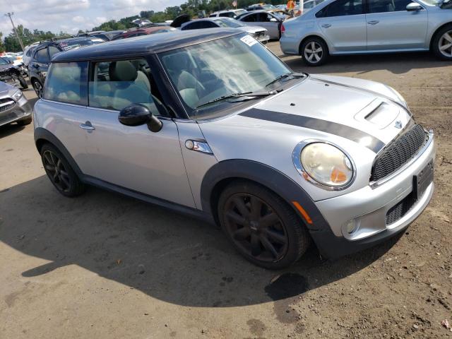 Photo 4 from auction – 2009 MINI COOPER S with VIN WMWMF73549TT97611