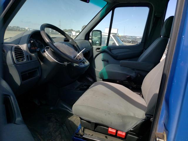Photo 7 from auction – 2004 SPRINTER 2500 SPRIN with VIN WD2PD144645707181