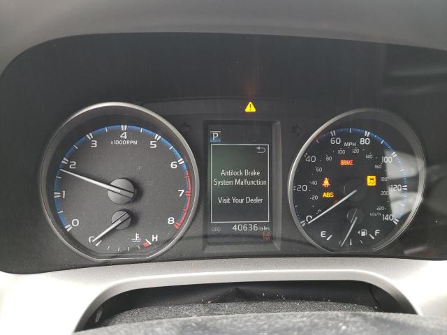 Photo 9 from auction – 2017 TOYOTA RAV4 LE with VIN JTMBFREV3HJ112300