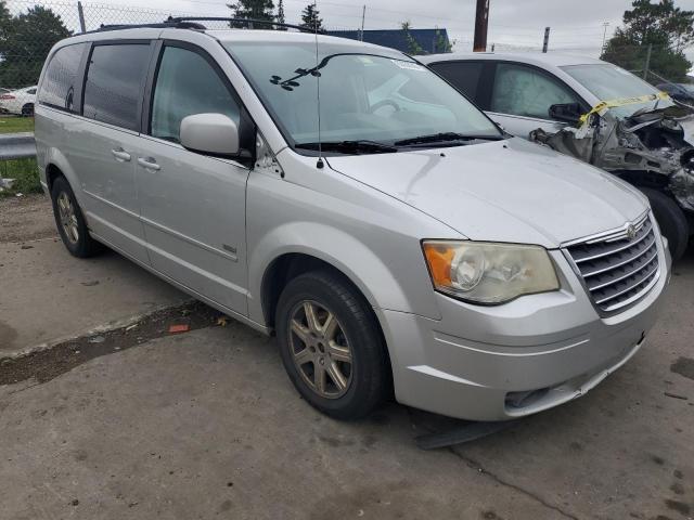 Photo 4 from auction – 2008 CHRYSLER TOWN & COU with VIN 2A8HR54P28R792403