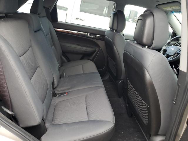Photo 11 from auction – 2013 KIA SORENTO LX with VIN 5XYKT4A12DG325098