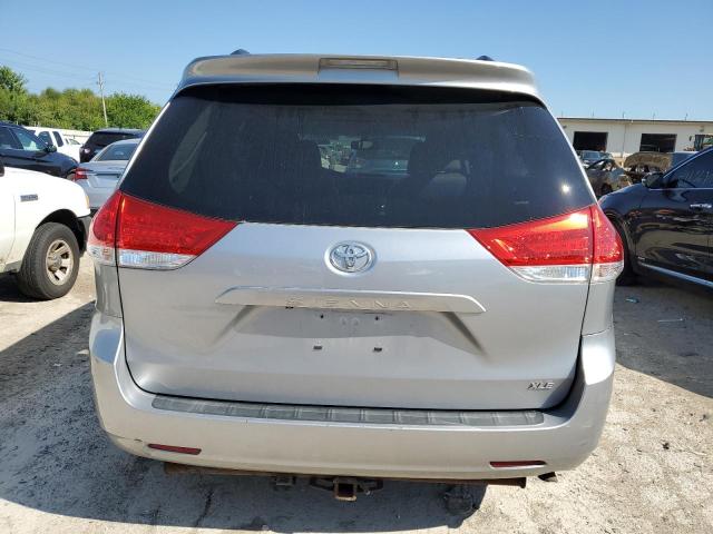 Photo 6 from auction – 2012 TOYOTA SIENNA XLE with VIN 5TDYK3DC6CS229576