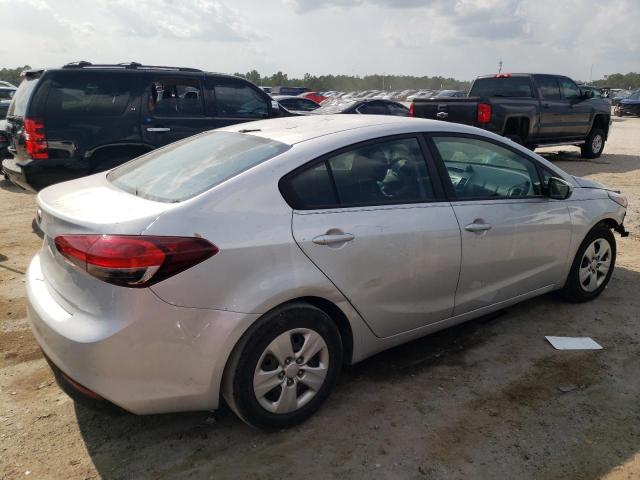 Photo 3 from auction – 2017 KIA FORTE LX with VIN 3KPFK4A70HE052724