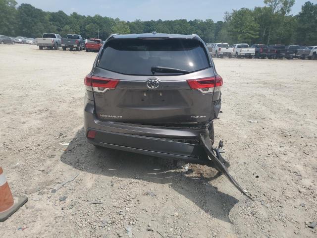 Photo 6 from auction – 2019 TOYOTA HIGHLANDER with VIN 5TDJZRFH1KS621307