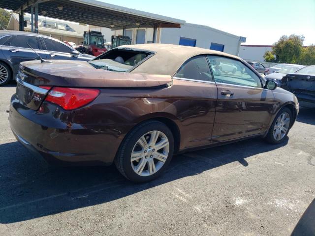 Photo 3 from auction – 2012 CHRYSLER 200 TOURIN with VIN 1C3BCBEBXCN183425