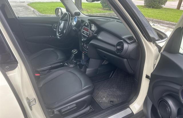 Photo 5 from auction – 2016 MINI COOPER with VIN WMWXU1C58G2D08967