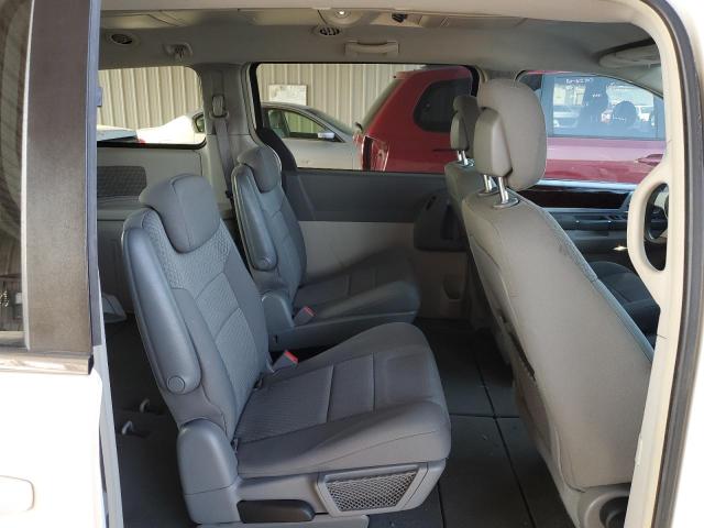 Photo 10 from auction – 2010 CHRYSLER TOWN & COU with VIN 2A4RR5D19AR421102