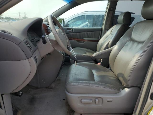 Photo 7 from auction – 2005 TOYOTA SIENNA XLE with VIN 5TDBA22C95S054409