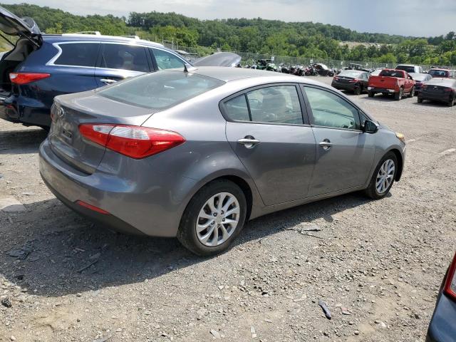 Photo 3 from auction – 2016 KIA FORTE LX with VIN KNAFX4A64G5523807