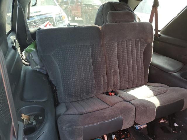 Photo 10 from auction – 2002 CHEVROLET BLAZER with VIN 1GNCS18WX2K147320