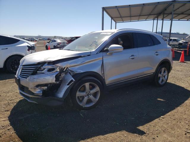 LINCOLN MKC 2015 with VIN 5LMCJ1A99FUJ14585 - Photo from auction
