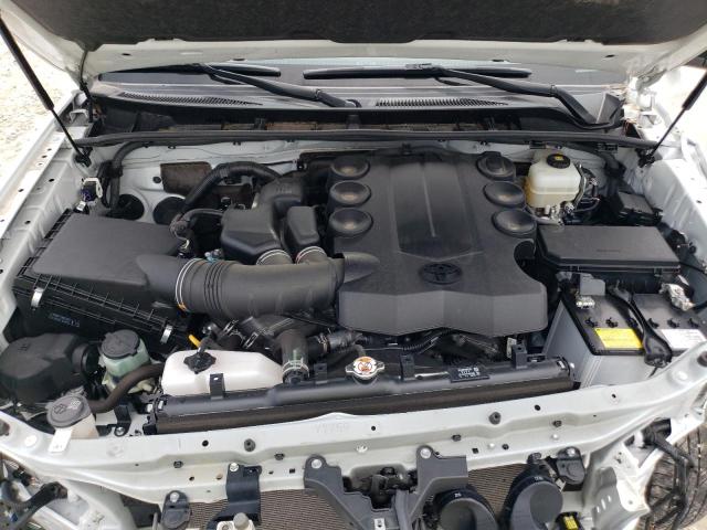 Photo 12 from auction – 2020 TOYOTA 4RUNNER SR with VIN JTEBU5JRXL5747308