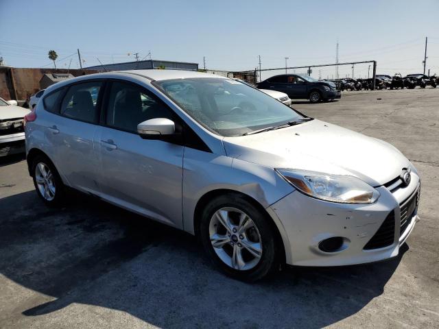Photo 4 from auction – 2014 FORD FOCUS SE with VIN 1FADP3K26EL111029