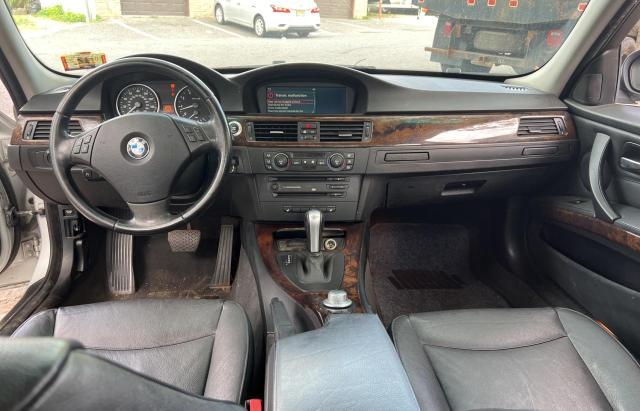 Photo 9 from auction – 2006 BMW 325 XI with VIN WBAVD13586KV10243