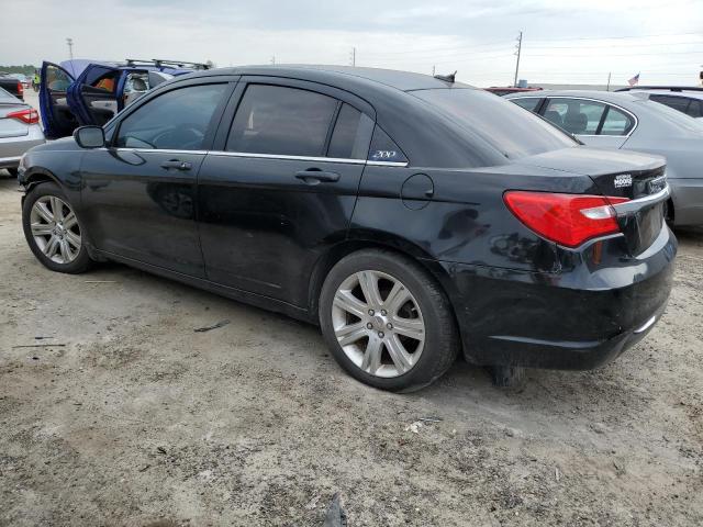 Photo 2 from auction – 2013 CHRYSLER 200 LX with VIN 1C3CCBAB4DN764852
