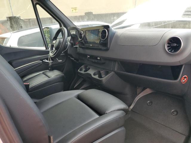 Photo 8 from auction – 2019 MERCEDES-BENZ SPRINTER 3 with VIN WDAPF4CD2KN021427