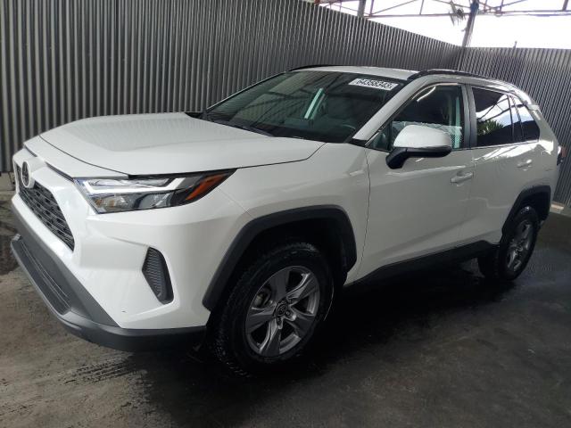 Photo 1 from auction – 2022 TOYOTA RAV4 XLE with VIN 2T3W1RFVXNC178761