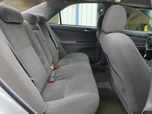Photo 10 from auction – 2005 TOYOTA CAMRY LE with VIN 4T1BE32K35U975310