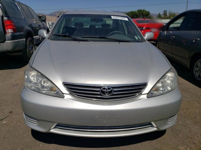Photo 5 from auction – 2005 TOYOTA CAMRY LE with VIN 4T1BF30K95U602756