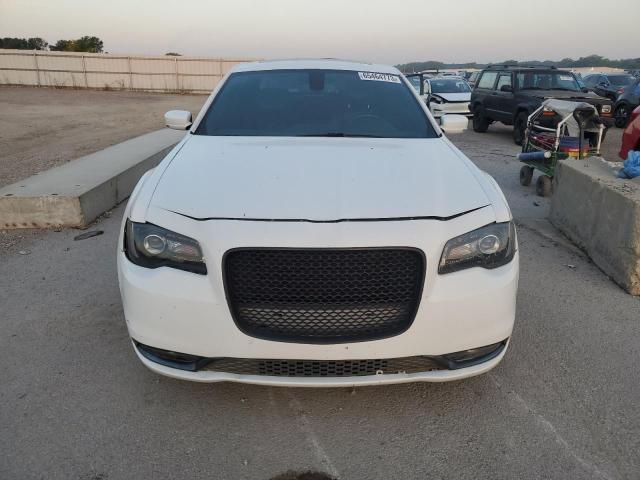 Photo 5 from auction – 2017 CHRYSLER 300 S with VIN 2C3CCAGG7HH530295