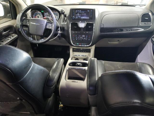 Photo 8 from auction – 2015 CHRYSLER TOWN & COU with VIN 2C4RC1JG1FR714900