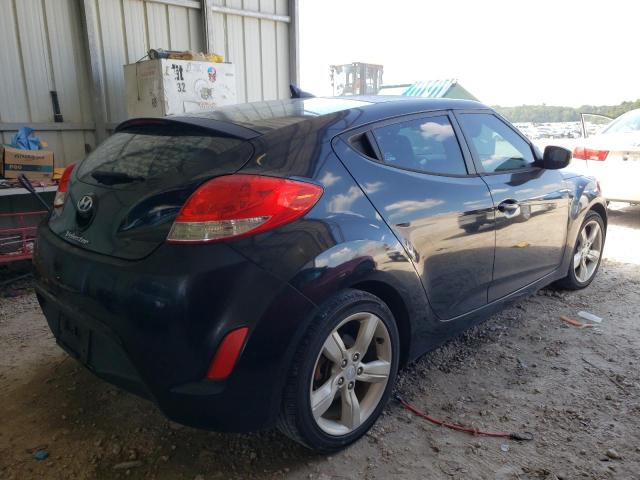 Photo 3 from auction – 2013 HYUNDAI VELOSTER with VIN KMHTC6AD8DU101077