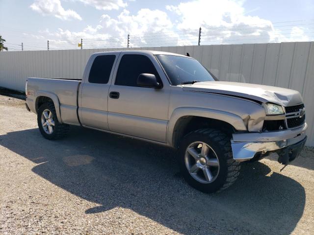 Снимка 4 от търг – 2006 CHEVROLET SILVERADO с VIN 1GCEK19B16Z239765