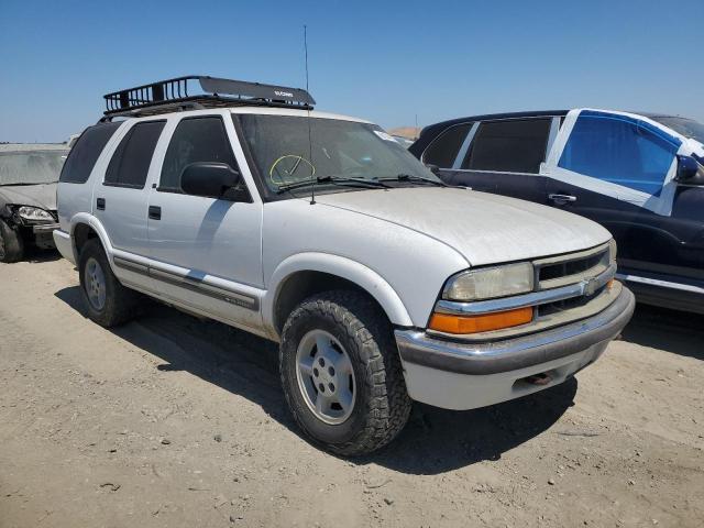 Photo 4 from auction – 2000 CHEVROLET BLAZER with VIN 1GNDT13W8Y2322858