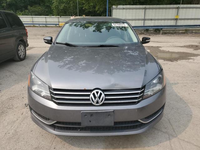 Photo 5 from auction – 2013 VOLKSWAGEN PASSAT S with VIN 1VWAP7A31DC003525