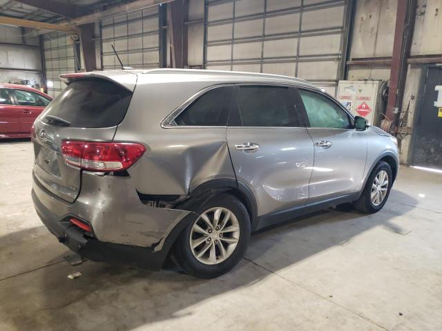 Photo 3 from auction – 2017 KIA SORENTO LX with VIN 5XYPGDA52HG208480