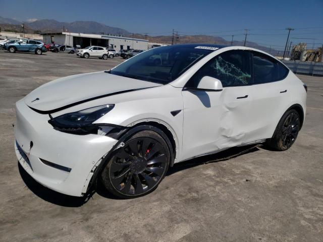 TESLA MODEL Y 2022 with VIN 7SAYGDEF1NF552265 - Photo from auction