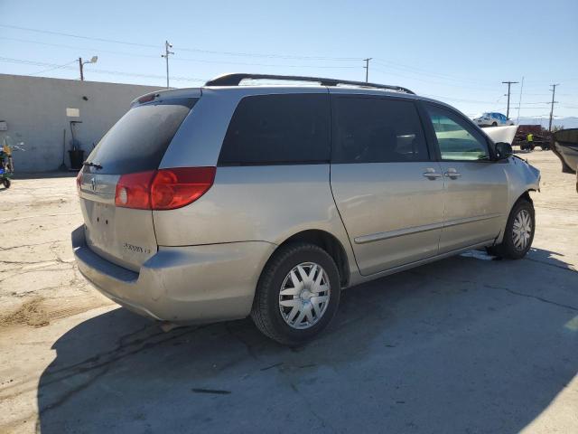 Photo 3 from auction – 2010 TOYOTA SIENNA CE with VIN 5TDKK4CCXAS322207
