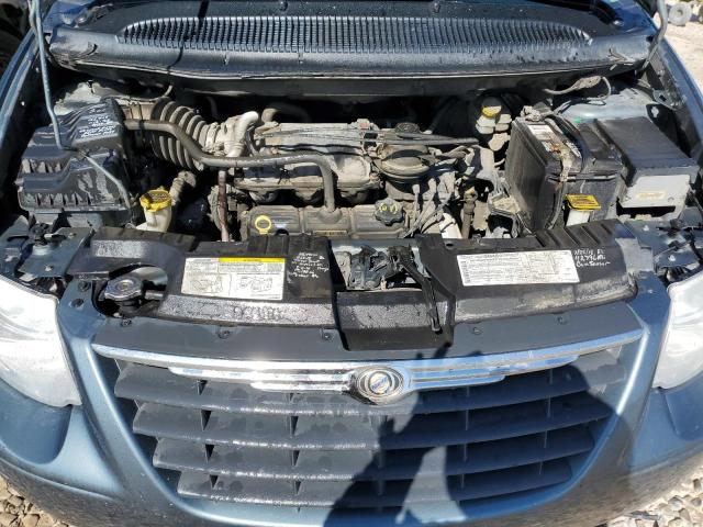 Photo 12 from auction – 2005 CHRYSLER TOWN & COU with VIN 2C4GP54L75R355563