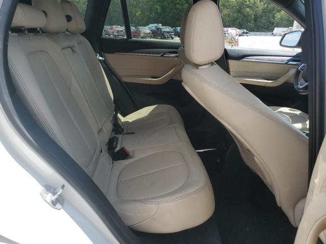 Photo 11 from auction – 2017 BMW X1 SDRIVE2 with VIN WBXHU7C36HP924759