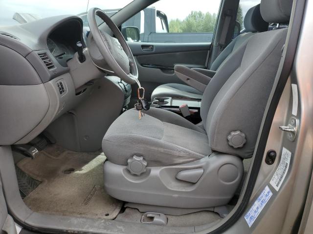 Photo 7 from auction – 2004 TOYOTA SIENNA CE with VIN 5TDZA23C64S159789