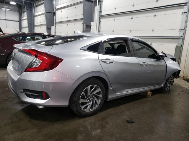 Photo 3 from auction – 2018 HONDA CIVIC EX with VIN 19XFC2F76JE018030