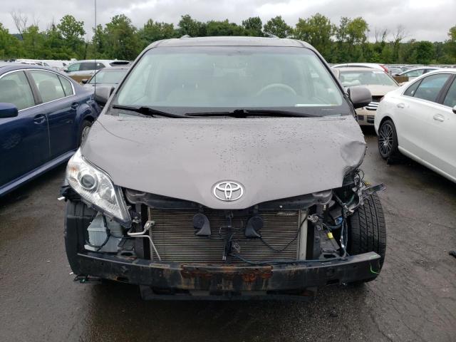 Photo 5 from auction – 2014 TOYOTA SIENNA XLE with VIN 5TDDK3DC2ES075398