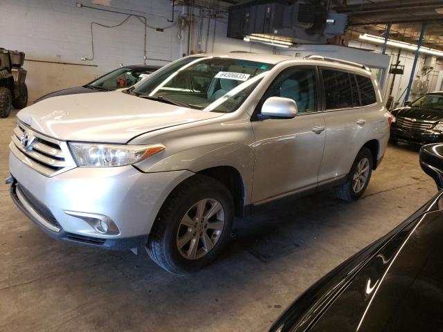TOYOTA HIGHLANDER 2011 с VIN 5TDZA3EH5BS008163 - Фото с аукциона