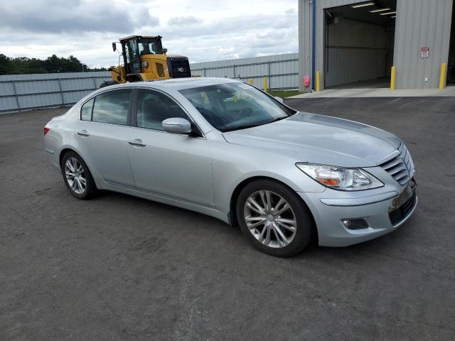 Photo 4 from auction – 2011 HYUNDAI GENESIS 4. with VIN KMHGC4DF8BU130322