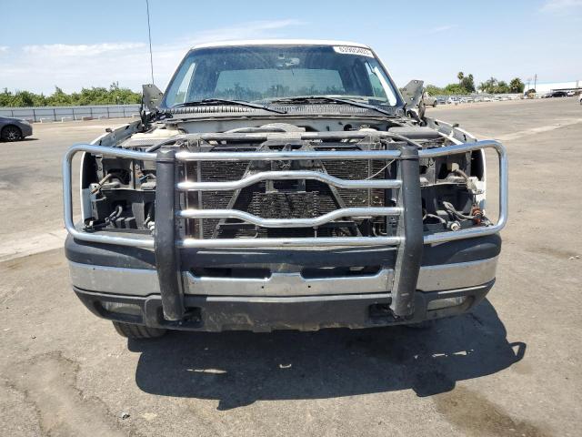 Photo 5 from auction – 2005 CHEVROLET SILVERADO with VIN 2GCEK19B351267929