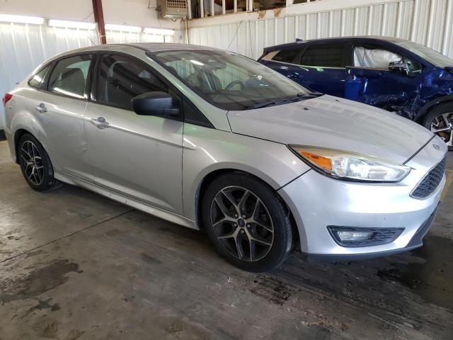 Photo 4 from auction – 2015 FORD FOCUS SE with VIN 1FADP3F27FL311607