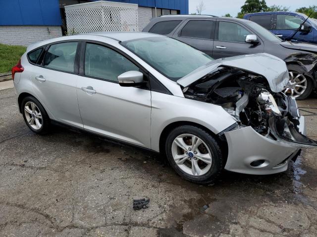 Photo 4 from auction – 2014 FORD FOCUS SE with VIN 1FADP3K23EL412065