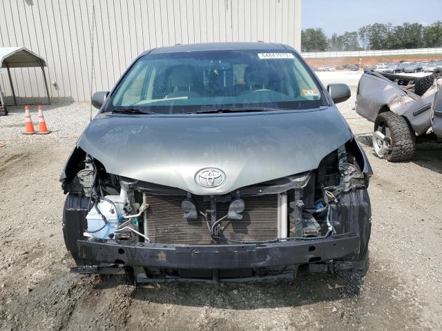 Photo 5 from auction – 2013 TOYOTA SIENNA LE with VIN 5TDKK3DC4DS346211