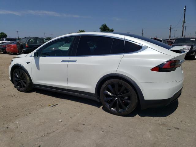 Снимка 2 от търг – 2020 TESLA MODEL X с VIN 5YJXCAE28LF238920